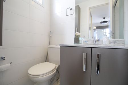 Apartamento à venda com 72m², 1 quarto e 1 vagaBanheiro suíte 