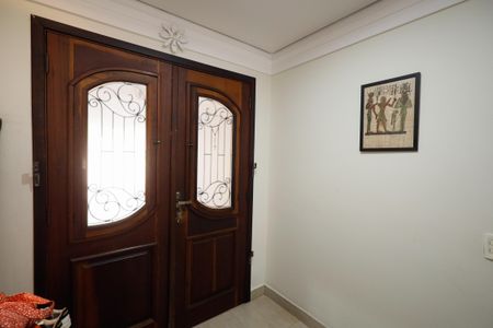 Casa à venda com 281m², 4 quartos e 5 vagasSala