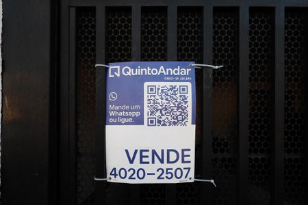 Casa à venda com 281m², 4 quartos e 5 vagasPlaquinha