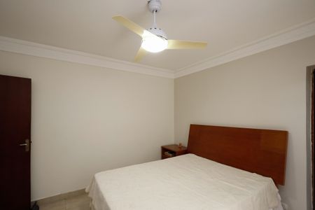 Casa à venda com 281m², 4 quartos e 5 vagasSuíte 2