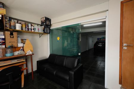 Casa à venda com 281m², 4 quartos e 5 vagasGaragem