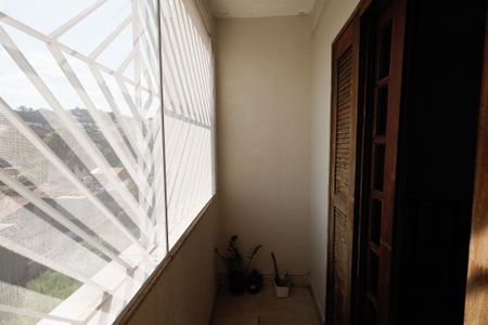 Casa à venda com 281m², 4 quartos e 5 vagasVaranda