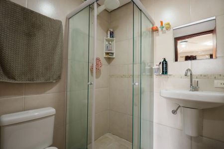 Casa à venda com 281m², 4 quartos e 5 vagasBanheiro da Suíte 1