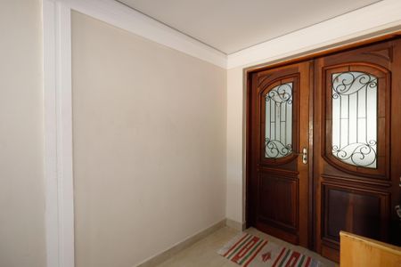 Casa à venda com 281m², 4 quartos e 5 vagasEntrada