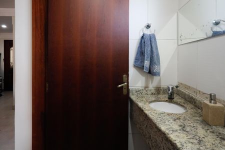 Casa à venda com 281m², 4 quartos e 5 vagasLavabo 2