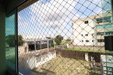 Apartamento para alugar com 65m², 2 quartos e 1 vagaVista