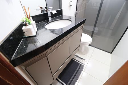 Apartamento para alugar com 65m², 2 quartos e 1 vagaBanheiro Social