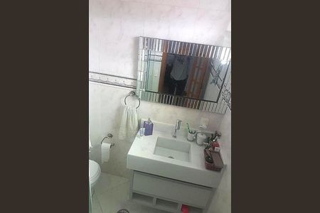 Casa à venda com 3 quartos, 235m² em Cidade São Francisco, São Paulo