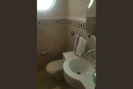 Casa à venda com 3 quartos, 235m² em Cidade São Francisco, São Paulo