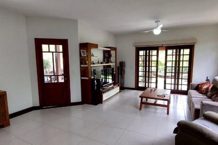 Casa à venda com 3 quartos, 182m² em Itaipu, Niterói