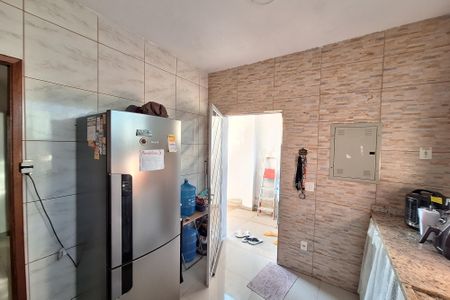 Casa para alugar com 170m², 2 quartos e 2 vagasCozinha