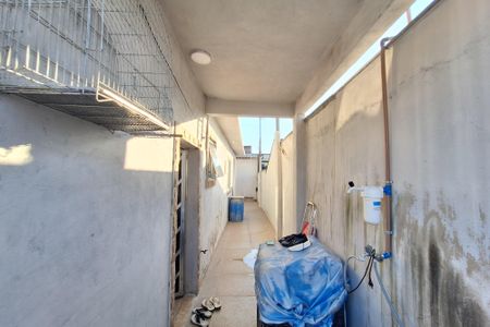 Casa para alugar com 170m², 2 quartos e 2 vagasQuintal