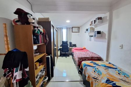 Quarto de casa para alugar com 2 quartos, 170m² em Parque Fluminense, Duque de Caxias