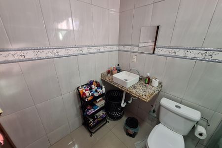 Casa para alugar com 170m², 2 quartos e 2 vagasBanheiro