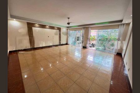 Casa à venda com 5 quartos, 558m² em Tauá, Rio de Janeiro