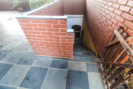 Casa para alugar com 365m², 4 quartos e 2 vagasEntrada