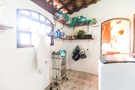 Casa para alugar com 365m², 4 quartos e 2 vagasLavanderia