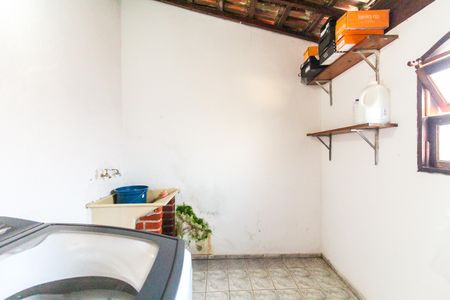 Casa para alugar com 365m², 4 quartos e 2 vagasLavanderia