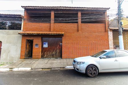 Casa para alugar com 365m², 4 quartos e 2 vagasFachada + Placa