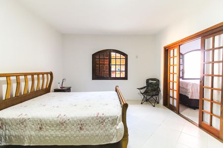 Casa para alugar com 365m², 4 quartos e 2 vagasSuíte