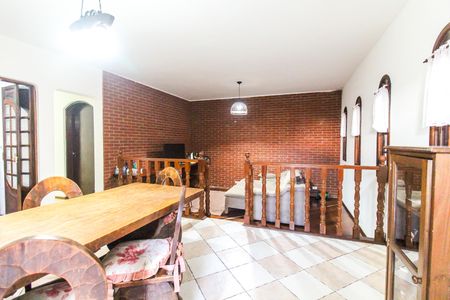 Sala e Sala de Jantar de casa para alugar com 4 quartos, 365m² em Vila Nova Curuca, São Paulo