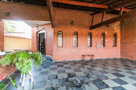 Casa para alugar com 365m², 4 quartos e 2 vagasVaranda