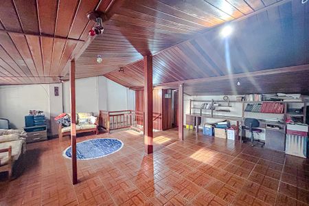 Casa à venda com 248m², 3 quartos e 3 vagasSala 2