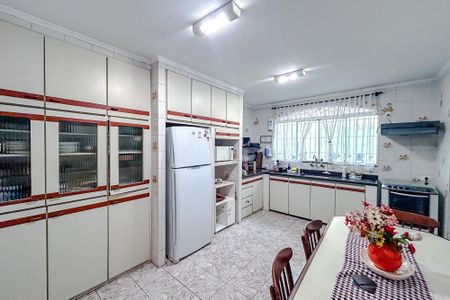 Casa à venda com 248m², 3 quartos e 3 vagasCozinha