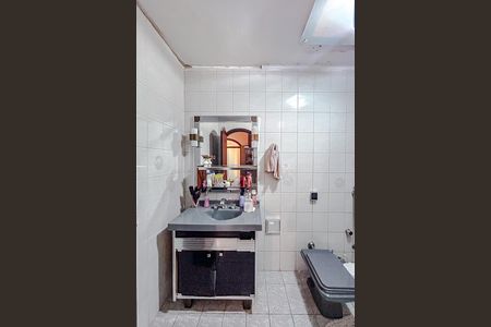 Casa à venda com 248m², 3 quartos e 3 vagasBanheiro 1