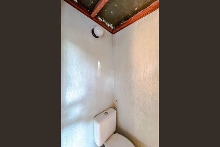 Casa à venda com 248m², 3 quartos e 3 vagasBanheiro 3