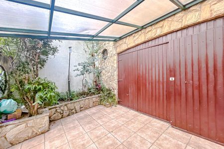 Casa à venda com 248m², 3 quartos e 3 vagasGaragem