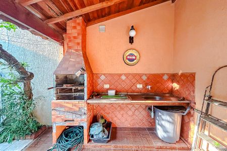 Casa à venda com 248m², 3 quartos e 3 vagasChurrasqueira