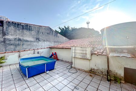 Casa à venda com 248m², 3 quartos e 3 vagasÁrea externa