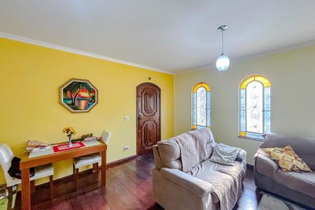 Casa à venda com 248m², 3 quartos e 3 vagasSala