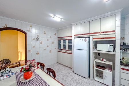 Casa à venda com 248m², 3 quartos e 3 vagasCozinha