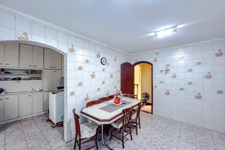 Casa à venda com 248m², 3 quartos e 3 vagasCozinha