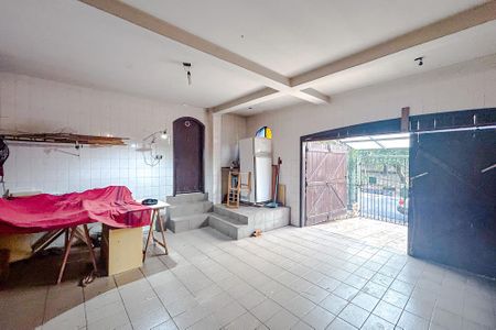 Casa à venda com 248m², 3 quartos e 3 vagasGaragem