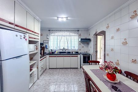 Casa à venda com 248m², 3 quartos e 3 vagasCozinha