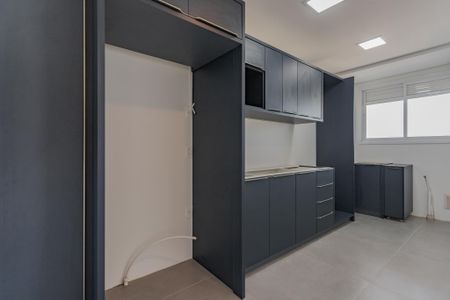 Apartamento para alugar com 75m², 2 quartos e 1 vaga Apartamento para alugar com 75m², 2 quartos e 1 vagaCozinha e Área de Serviço