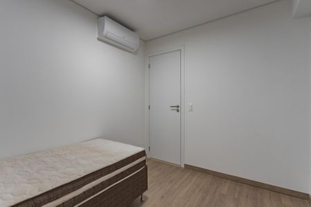 Apartamento para alugar com 75m², 2 quartos e 1 vaga Apartamento para alugar com 75m², 2 quartos e 1 vagaQuarto