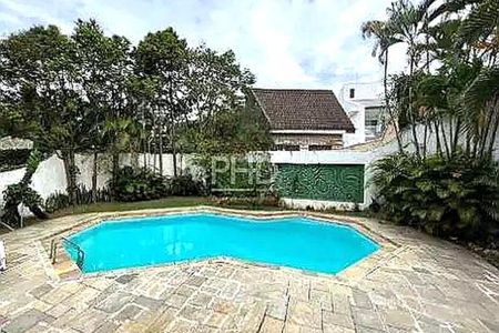Casa à venda com 940m², 9 quartos e 10 vagas