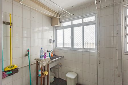 Apartamento à venda com 134m², 3 quartos e 1 vagaÁrea de Serviço