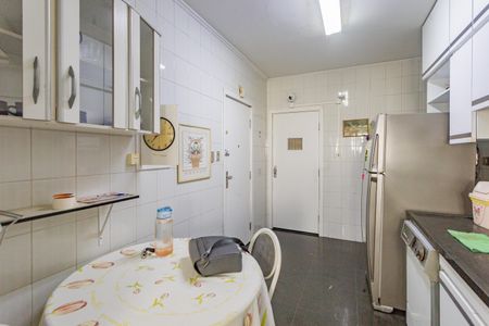 Apartamento à venda com 134m², 3 quartos e 1 vagaCozinha