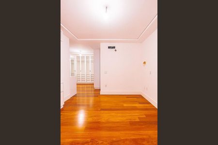 Apartamento à venda com 4 quartos, 241m² em Água Branca, São Paulo
