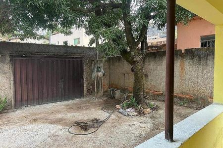 Casa à venda com 3 quartos, 720m² em São Benedito, Belo Horizonte