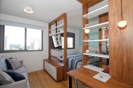 Banheiro de kitnet/studio para alugar com 1 quarto, 26m² em Pinheiros, São Paulo