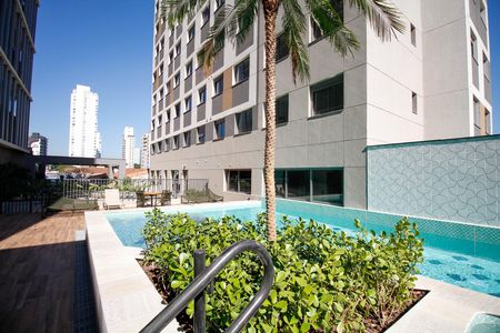 Studio para alugar com 26m², 1 quarto e sem vaga Studio para alugar com 26m², 1 quarto e sem vagaÁrea Comum - Piscina