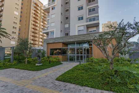 Apartamento para alugar com 75m², 2 quartos e 1 vaga Apartamento para alugar com 75m², 2 quartos e 1 vagaFachada