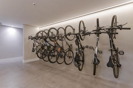 Apartamento para alugar com 75m², 2 quartos e 1 vaga Apartamento para alugar com 75m², 2 quartos e 1 vagaÁrea comum - Bicicletário