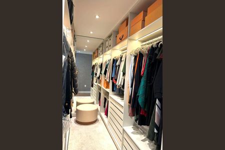 Apartamento à venda com 202m², 3 quartos e 3 vagas